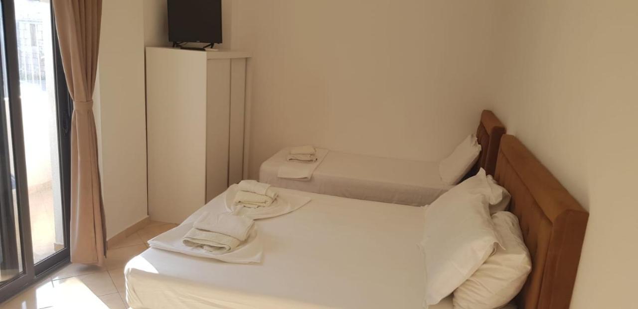 Apartments Villa Dovinefa Ksamil Esterno foto